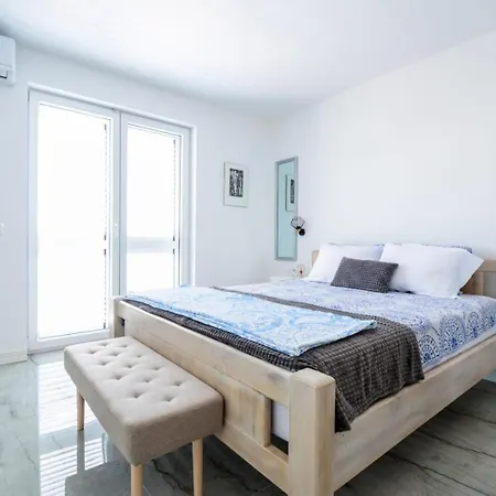 Olea Mare Zadarvillas 别墅 韦利拉特