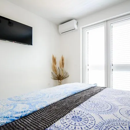 别墅 Olea Mare Zadarvillas *