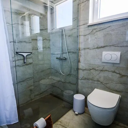 Olea Mare Zadarvillas * 韦利拉特