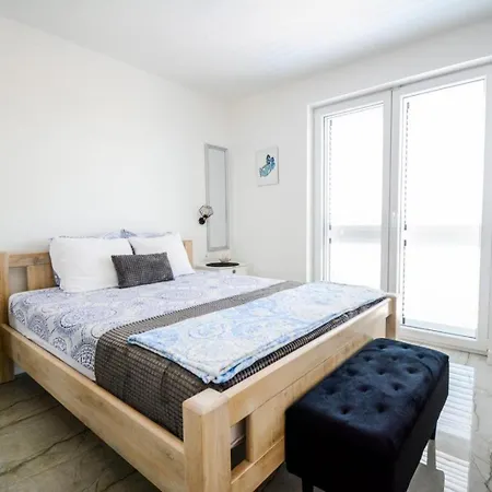 Olea Mare Zadarvillas * Veli Rat