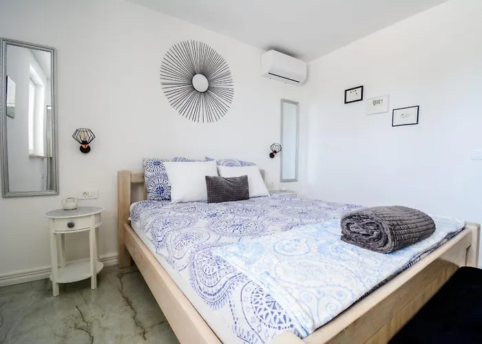 Olea Mare Zadarvillas Βίλα *